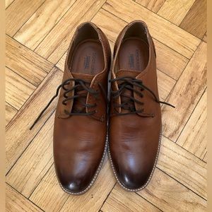 Men’s oxfords by Dockers size 7
